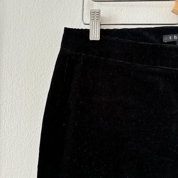 Theory Shisila Reactive Flare Cords in Black - Picture 5 of 9